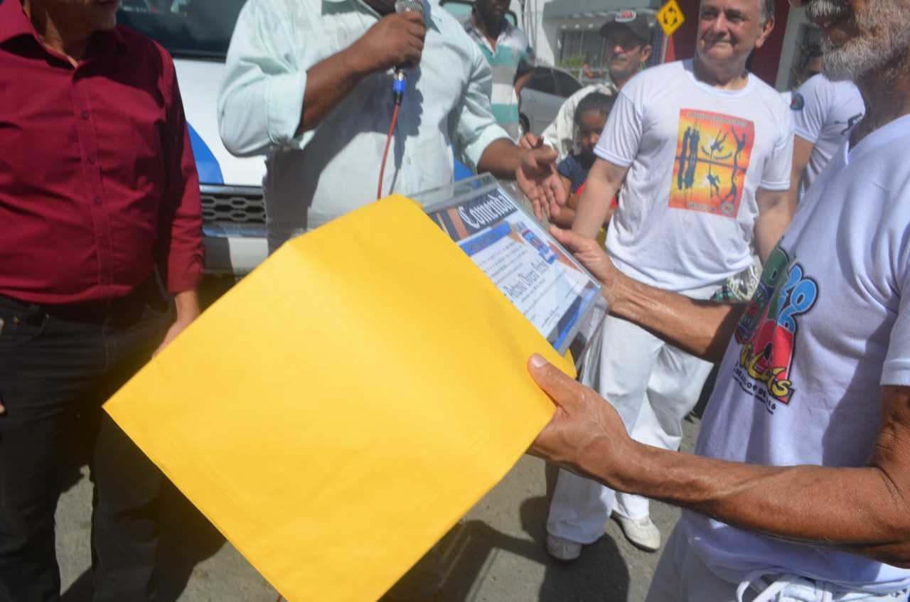 Camacã: Prefeito Interino Paulo do Gás participa de Homenagem a Mestre Medicina